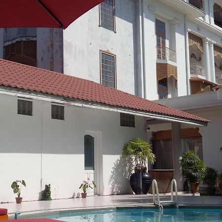Yuzana Garden Hotel Yangon Esterno foto