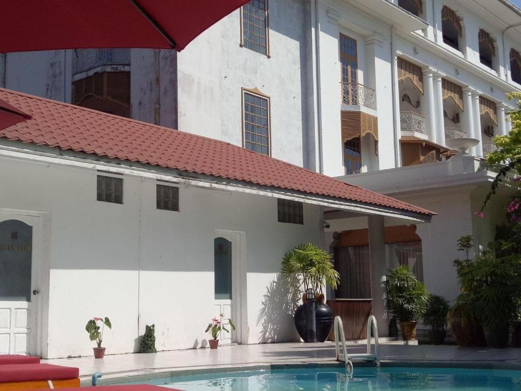 Yuzana Garden Hotel Yangon Esterno foto