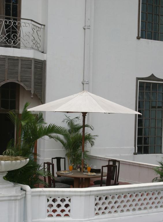 Yuzana Garden Hotel Yangon Esterno foto