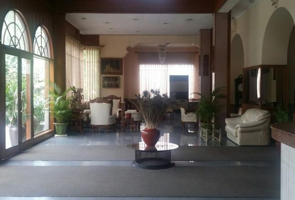 Yuzana Garden Hotel Yangon Esterno foto